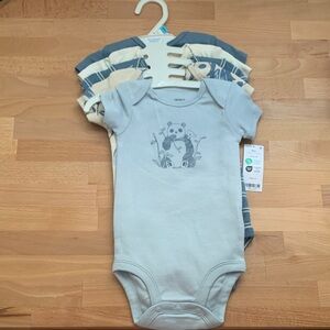 Carters 6m 5 Pack Onesie Bundle NWT